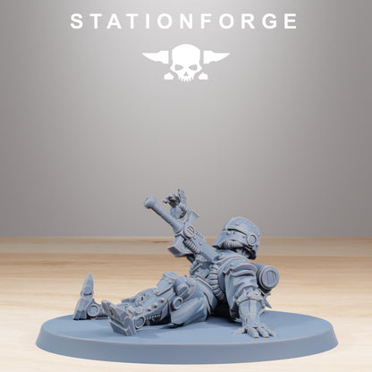 Scavenger Wounded, Space Techno-bots, modular Sci-Fi warriors by STATIONFORGE, Sci-Fi Wargames Cyber-themed Grimdark miniatures