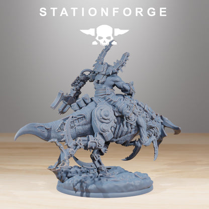 Orkaz Beast Boss, Space-Faring Orkish Menace Sculpted by STATIONFORGE, Grimdark Compatible, Sci-Fi Wargame Scale