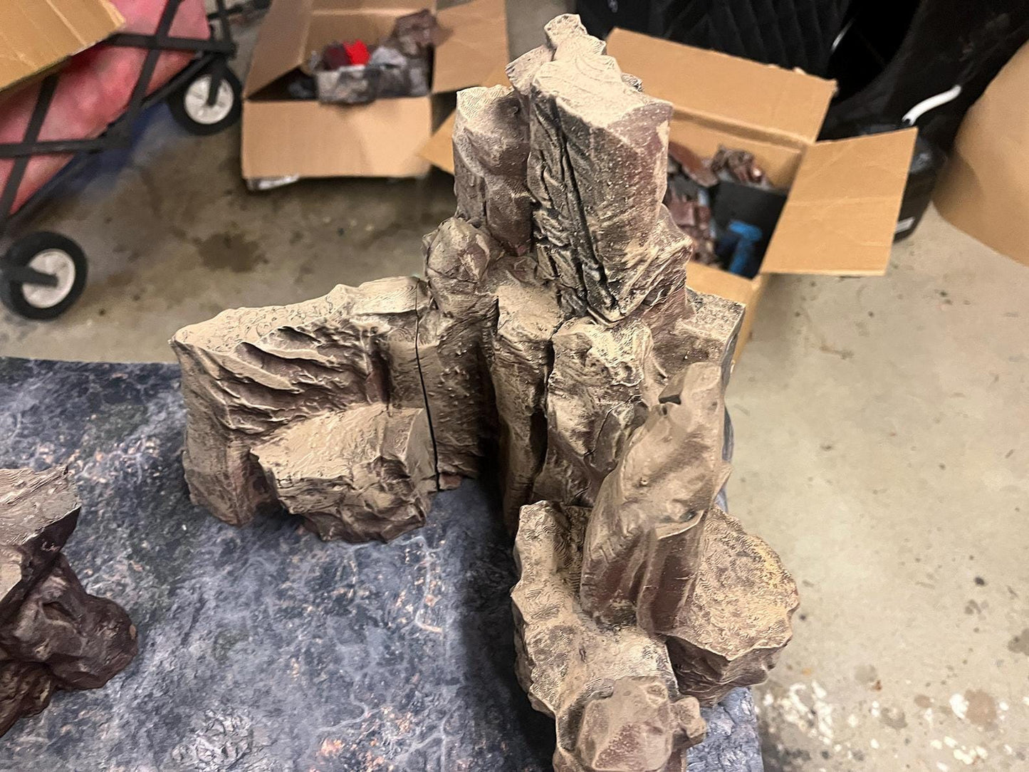 Universal Cliff Labyrinth Terrain Set - 3D Printed Tabletop Terrain, Perfect for Wargames, Board Games, Role Playing Games