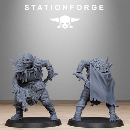 Techno Savage Barbarians, Chaos Worshipper Sci-Fi Wargames Miniatures by STATIONFORGE, Corrupted Imperial Guard