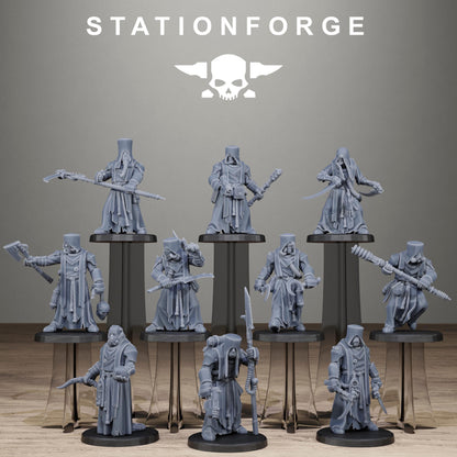 Scavenger Blade Preachers, Modular Sci-Fi Techno-Bot Miniatures by STATIONFORGE, Grimdark Wargames Proxy