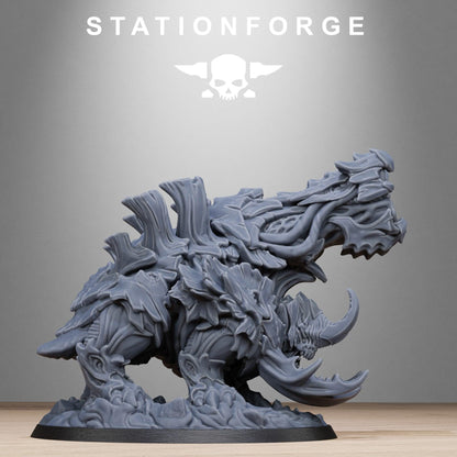 Xenarid Klaurax, Sci-Fi Bug Alien Miniatures by STATIONFORGE, Grimdark Wargames Proxy