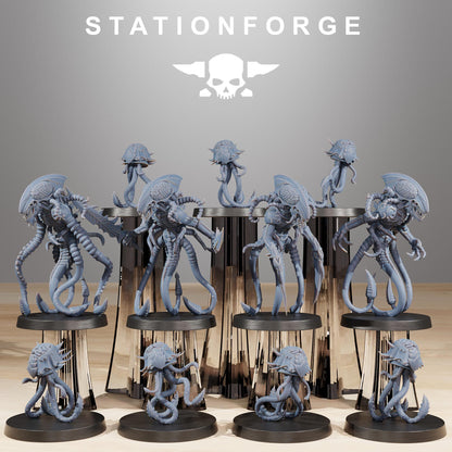 Xenarid Synaptrus - Xenarid Alien Bugs -  Sci-Fi Grimdark Bug aliens by STATIONFORGE