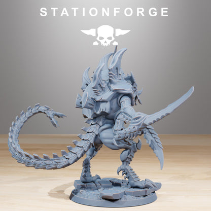 Xenarid Nyxar - Xenarid Alien Bugs -  Sci-Fi Grimdark Bug aliens by STATIONFORGE