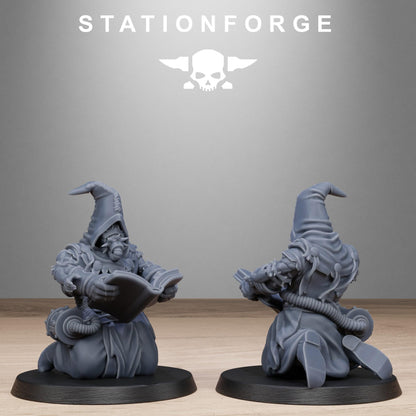 Scavenger Mystics, Chaos Worshipper Sci-Fi Wargames Miniatures by STATIONFORGE, Corrupted Imperial Guard
