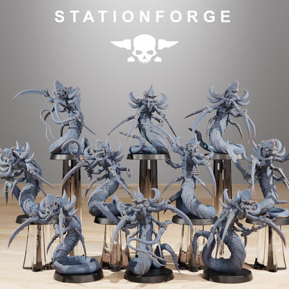 Xenarid Serpents - Xenarid Alien Bugs -  Sci-Fi Grimdark Bug aliens by STATIONFORGE