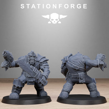 Orkaz Biotech Looters, Space-Faring Orkish Menace Sculpted by STATIONFORGE, Grimdark Compatible, Sci-Fi Wargame Scale