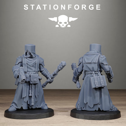 Scavenger Blade Preachers, Modular Sci-Fi Techno-Bot Miniatures by STATIONFORGE, Grimdark Wargames Proxy