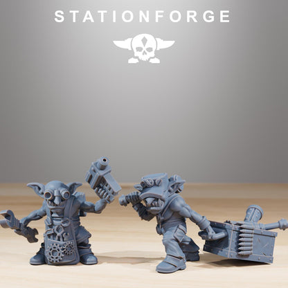 Orkaz Dragon Bomba, Space-Faring Orkish Menace Sculpted by STATIONFORGE, Grimdark Compatible, Sci-Fi Wargame Scale