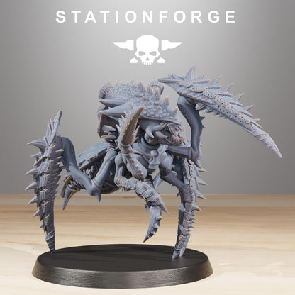 Xenarid Crawlers 1 - Xenarid Alien Bugs -  Sci-Fi Grimdark Bug aliens by STATIONFORGE