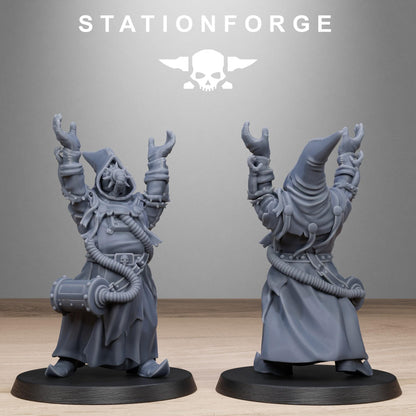 Scavenger Mystics, Chaos Worshipper Sci-Fi Wargames Miniatures by STATIONFORGE, Corrupted Imperial Guard