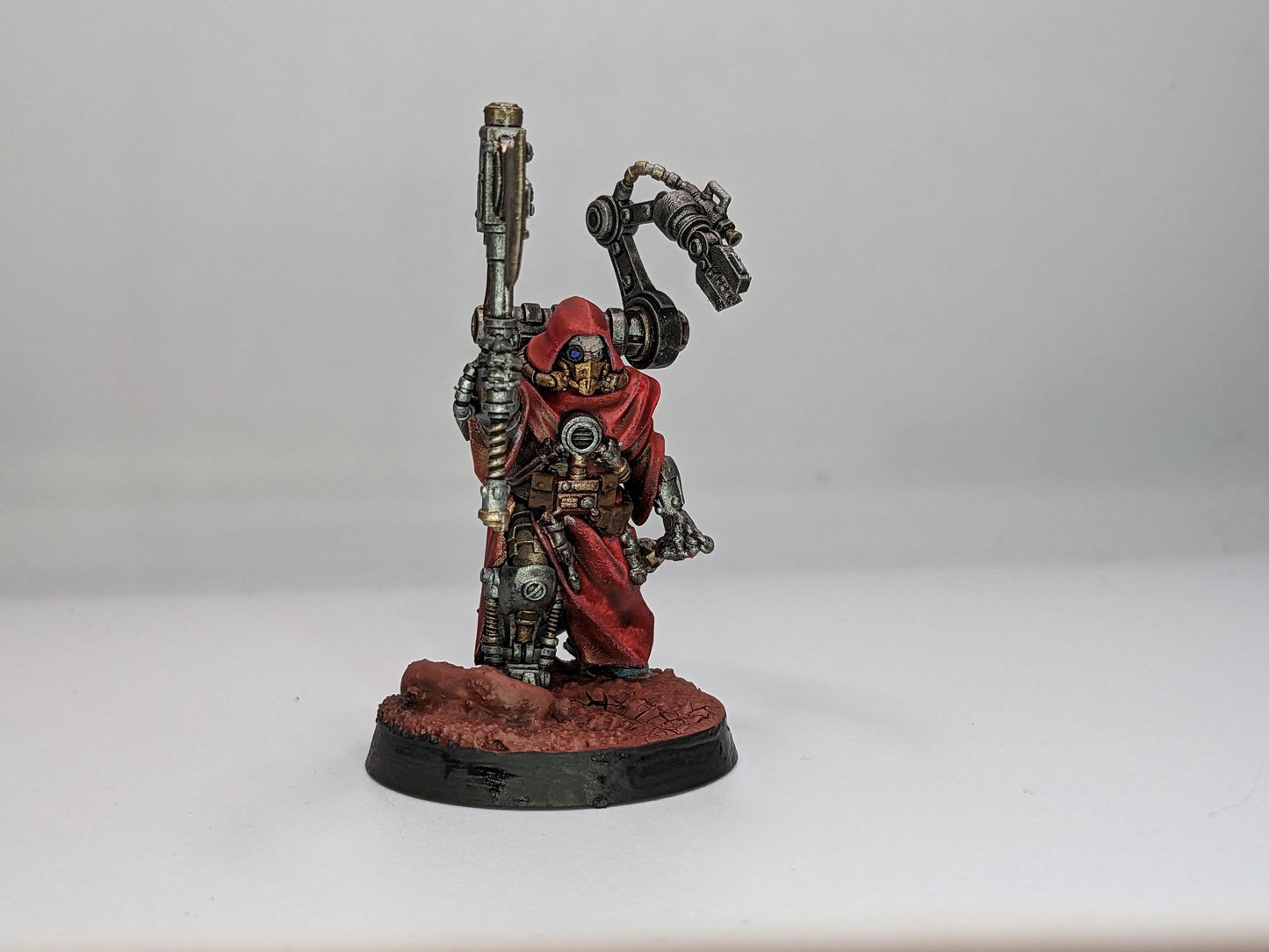 Scavenger Commander, Space Techno-bots, modular Sci-Fi warriors by STATIONFORGE, Sci-Fi Wargames Cyber-themed Grimdark miniatures